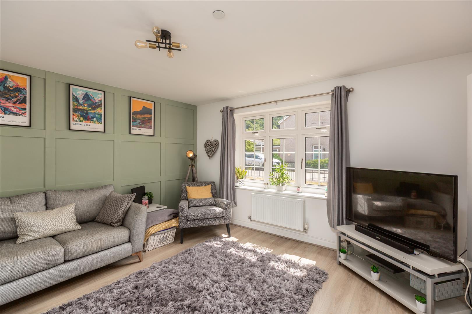 Clos Gelli Wen, Pontardawe, Swansea, SA8 3DF